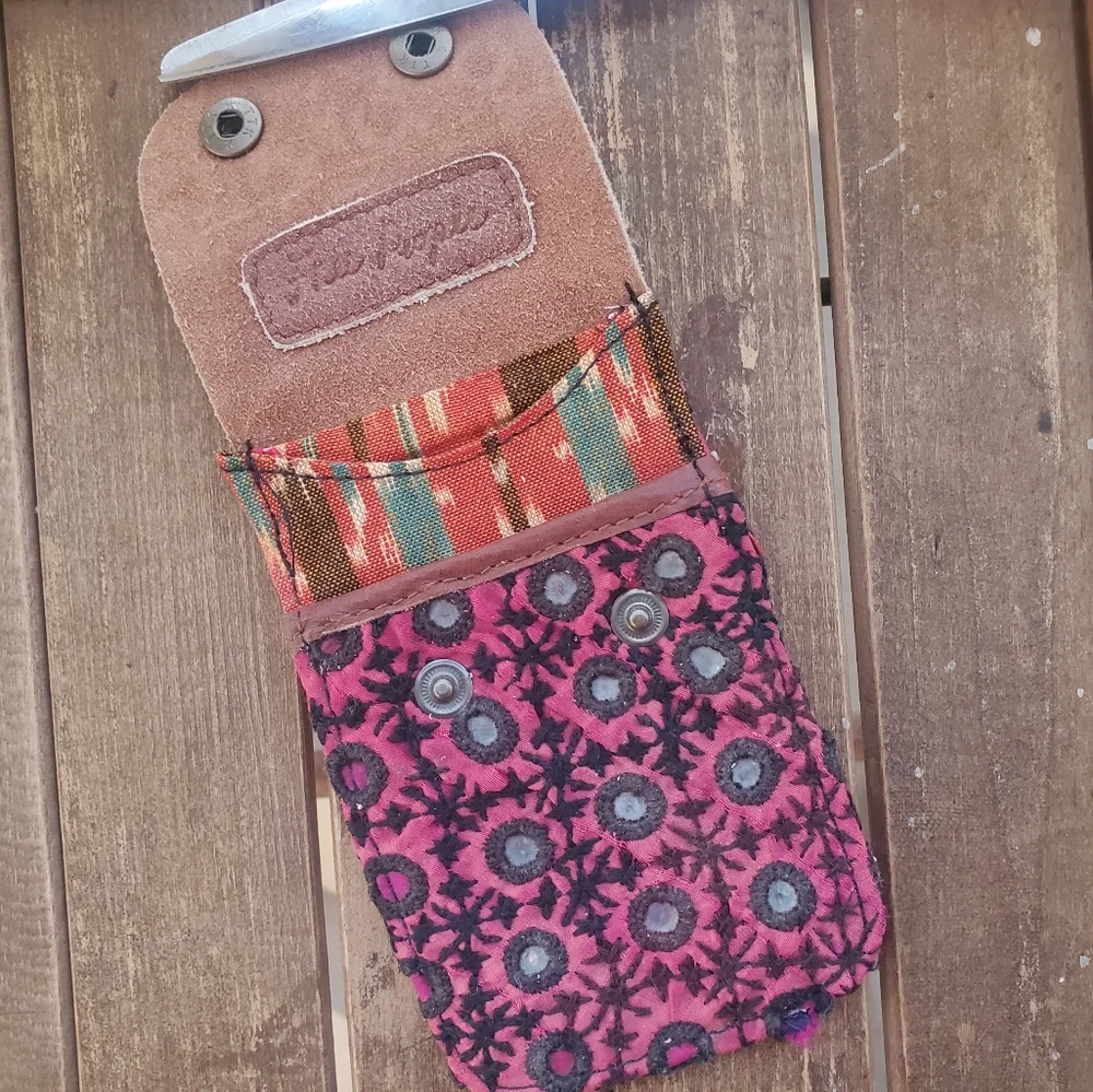 🍄🪬 Free People Boho Embroidered Repurposed vtg banjara hippie Wallet card case